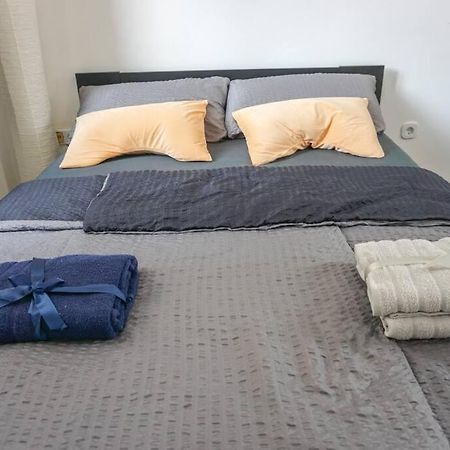 Apartment In Wuppertal - Charmante 3-Zimmer-Oase Mit Kamin Und Badewanne ภายนอก รูปภาพ