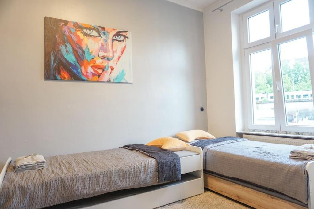 Apartment In Wuppertal - Charmante 3-Zimmer-Oase Mit Kamin Und Badewanne ภายนอก รูปภาพ