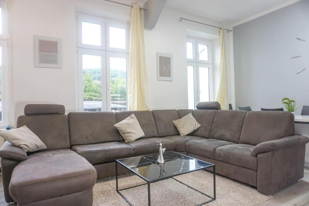 Apartment In Wuppertal - Charmante 3-Zimmer-Oase Mit Kamin Und Badewanne ภายนอก รูปภาพ