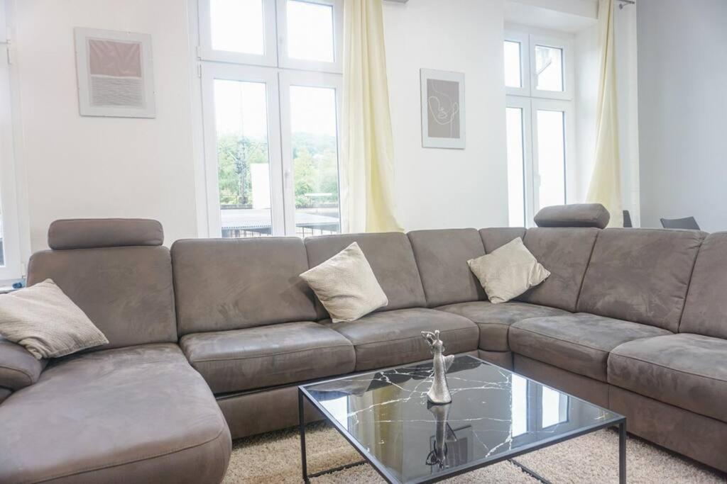 Apartment In Wuppertal - Charmante 3-Zimmer-Oase Mit Kamin Und Badewanne ภายนอก รูปภาพ